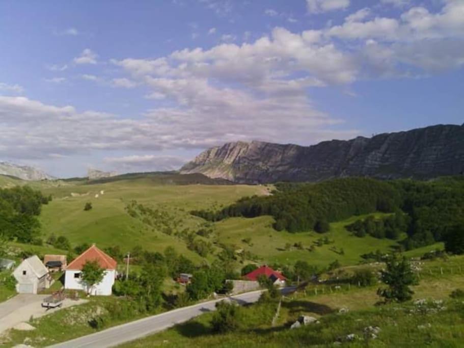 Cemerno Cottage Gacko 외부 사진
