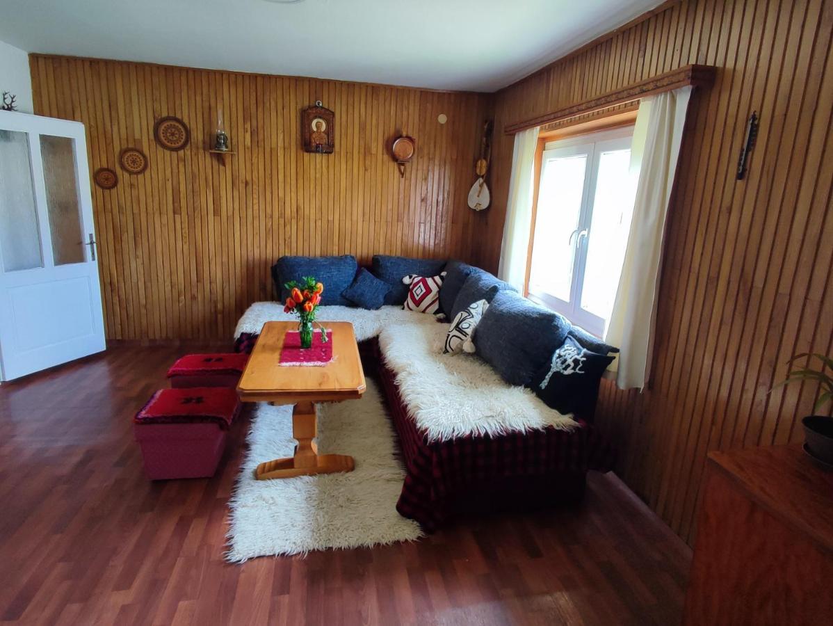 Cemerno Cottage Gacko 외부 사진